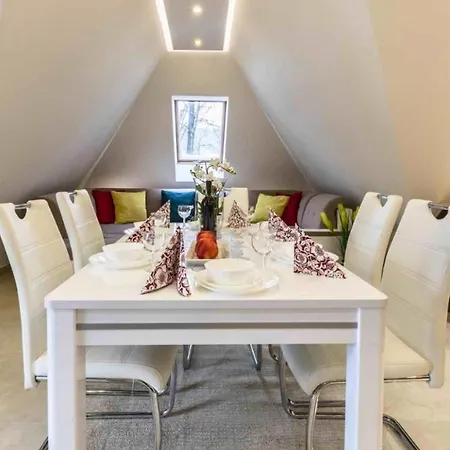 Apartment Apartament Monaco Vip